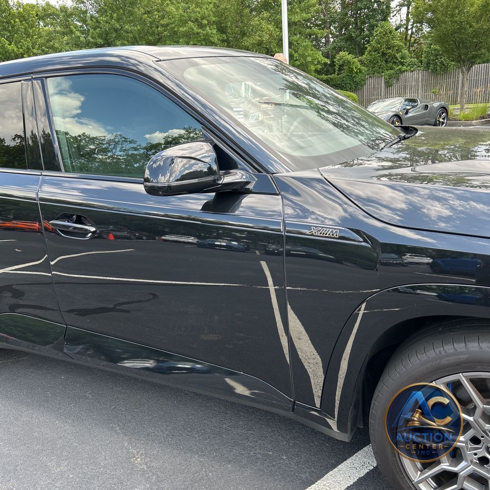 2023 BMW XM Base