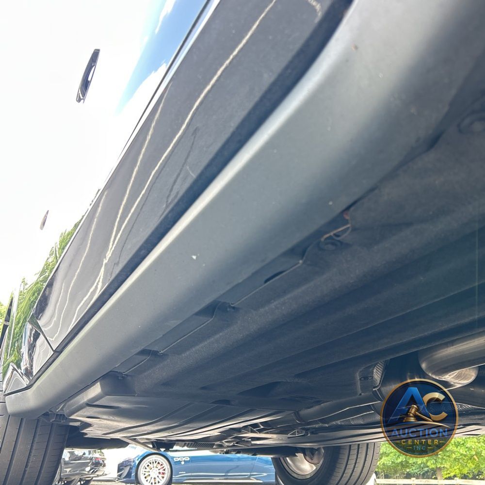 2023 BMW XM Base