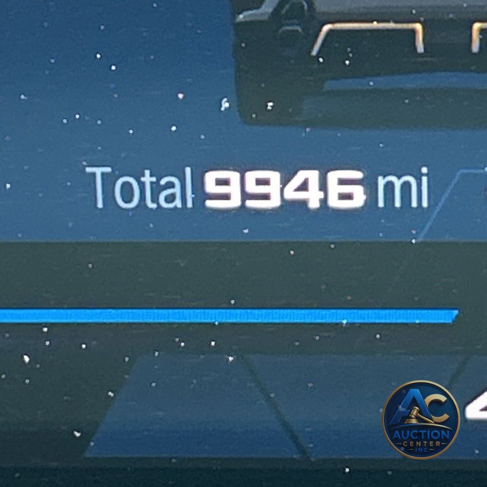 2023 BMW XM Base