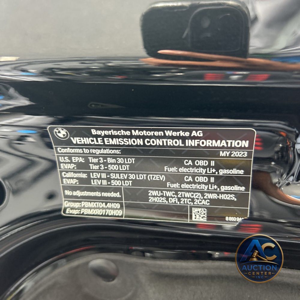 2023 BMW XM Base