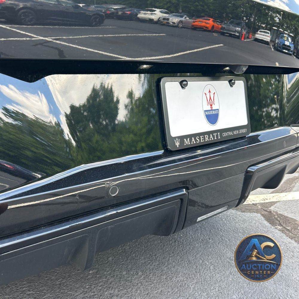 2023 BMW XM Base
