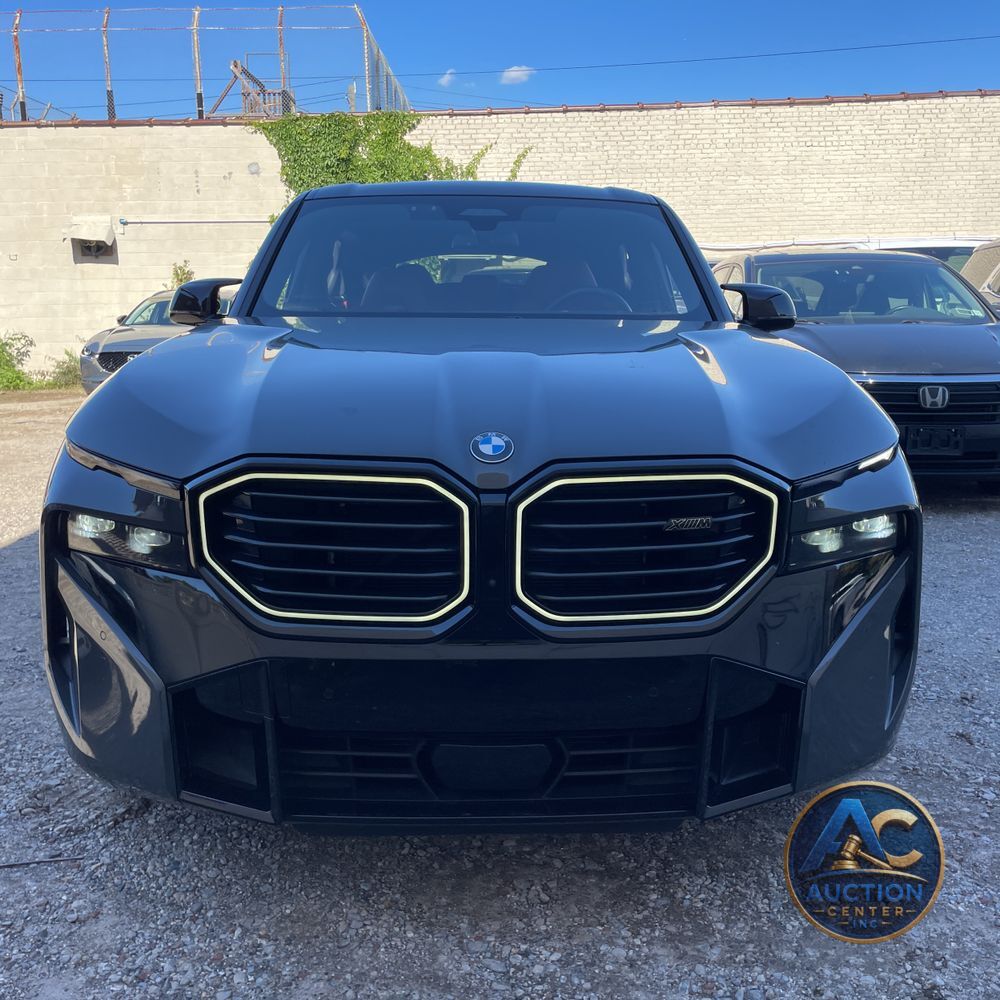 2024 BMW XM PHEV