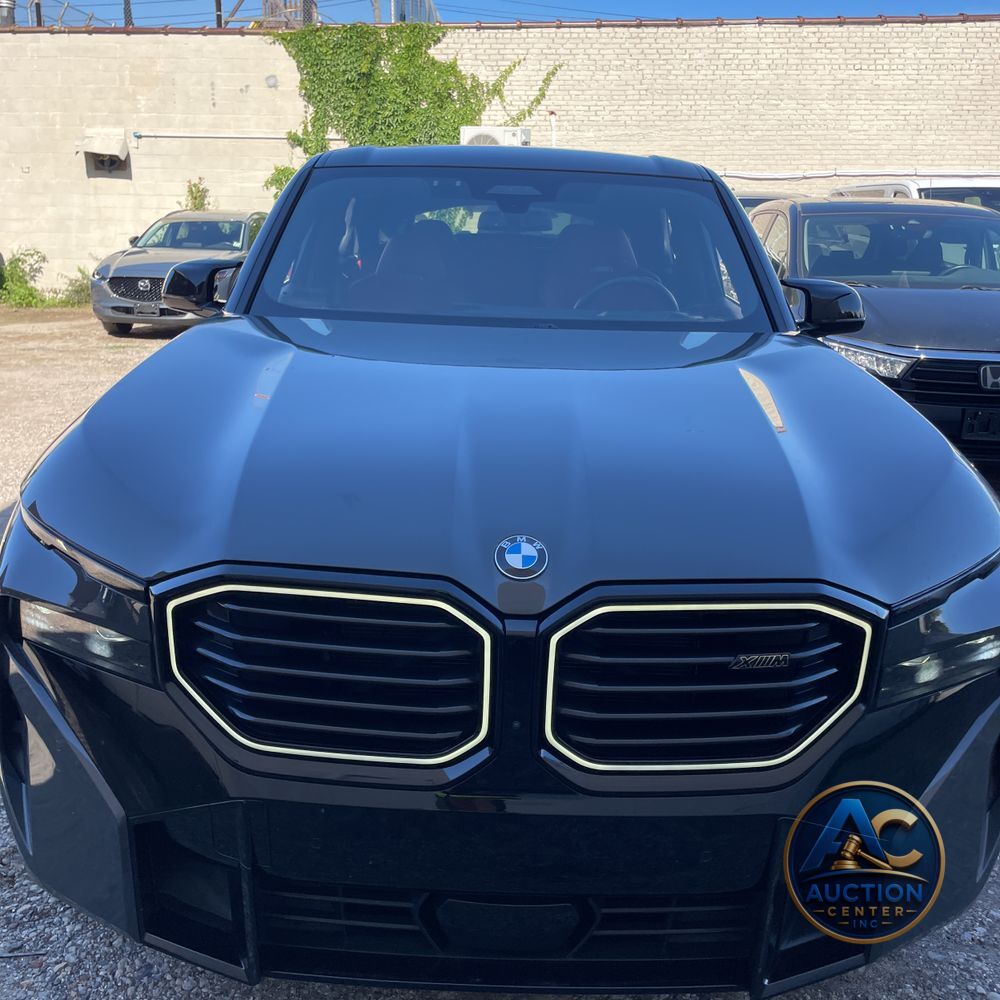 2024 BMW XM PHEV