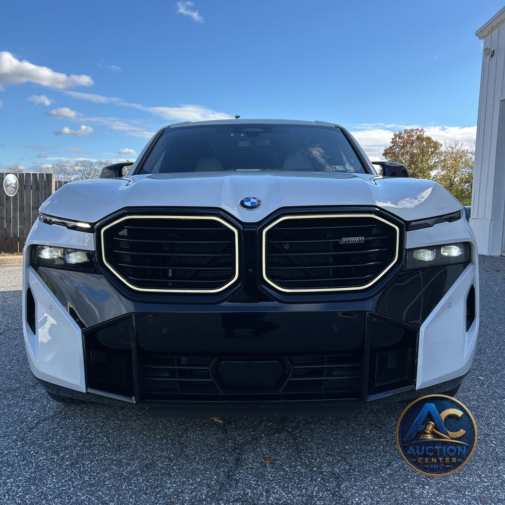 2024 BMW XM PHEV