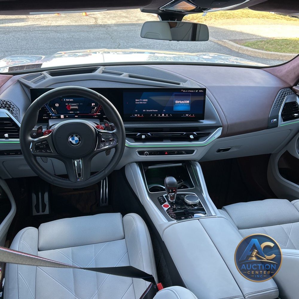 2024 BMW XM PHEV