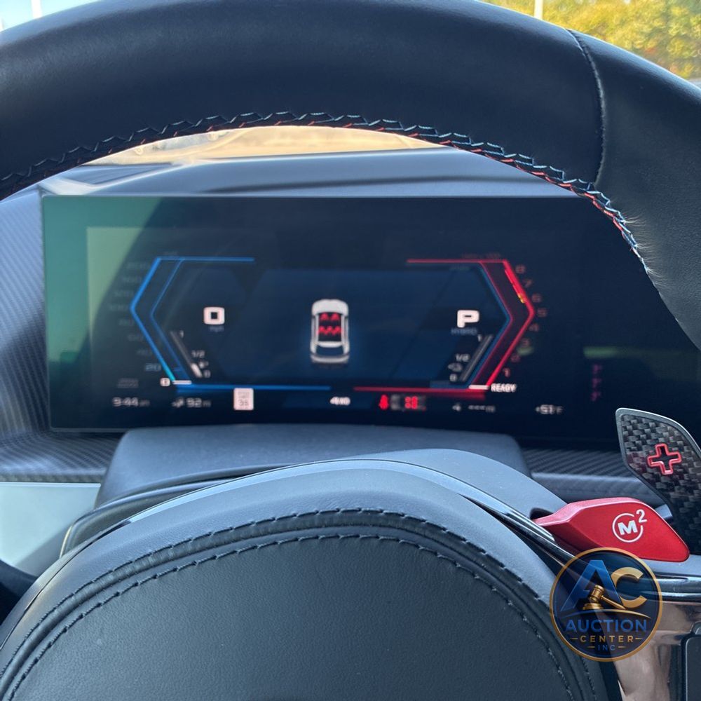 2023 BMW XM Base