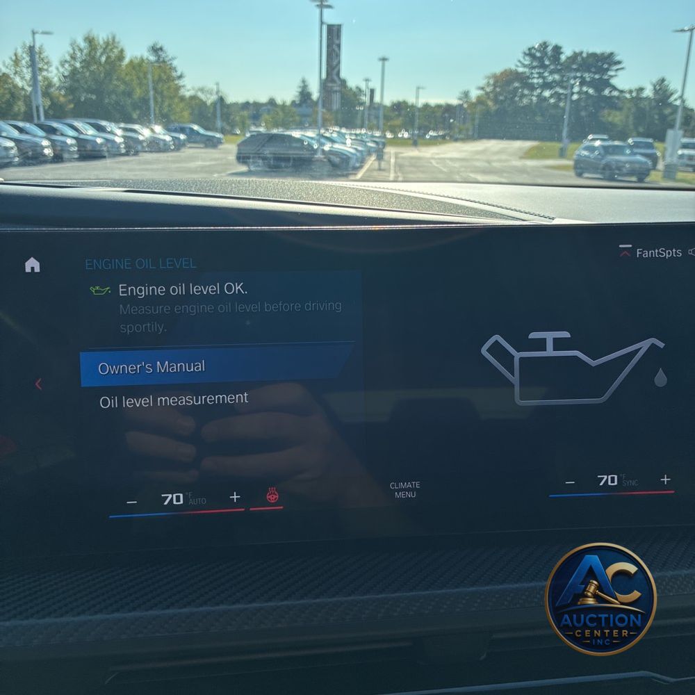 2023 BMW XM Base