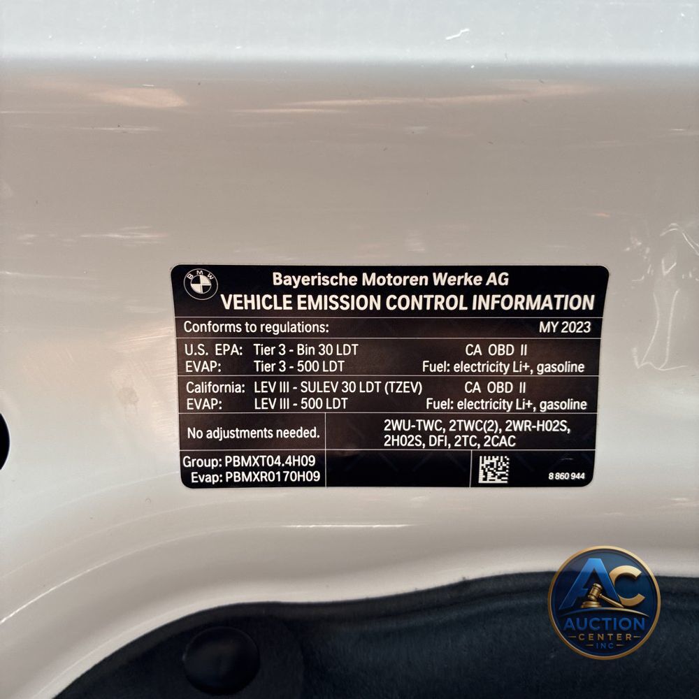 2023 BMW XM Base