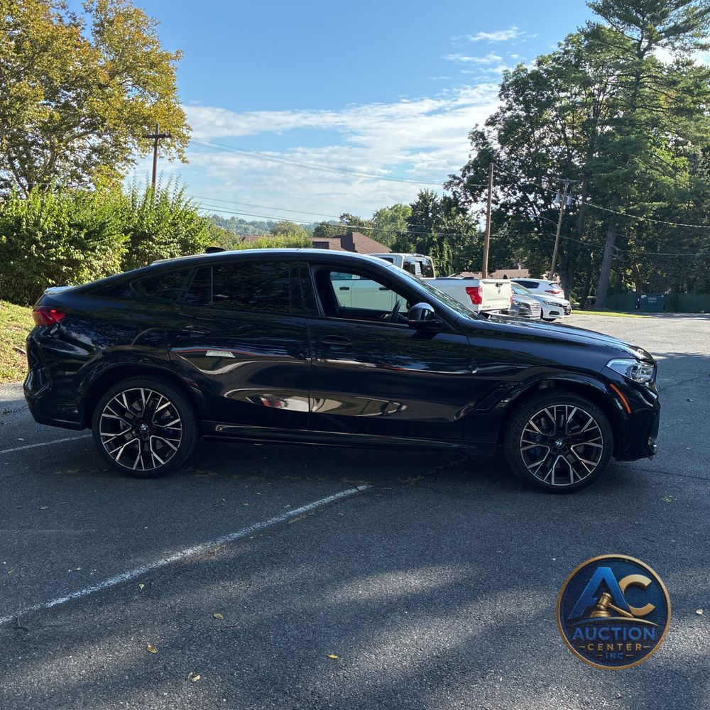 2021 BMW X6 M