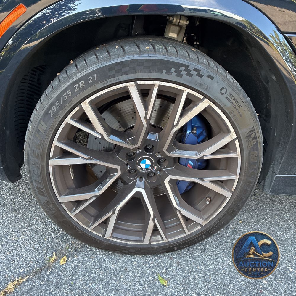 2021 BMW X6 M