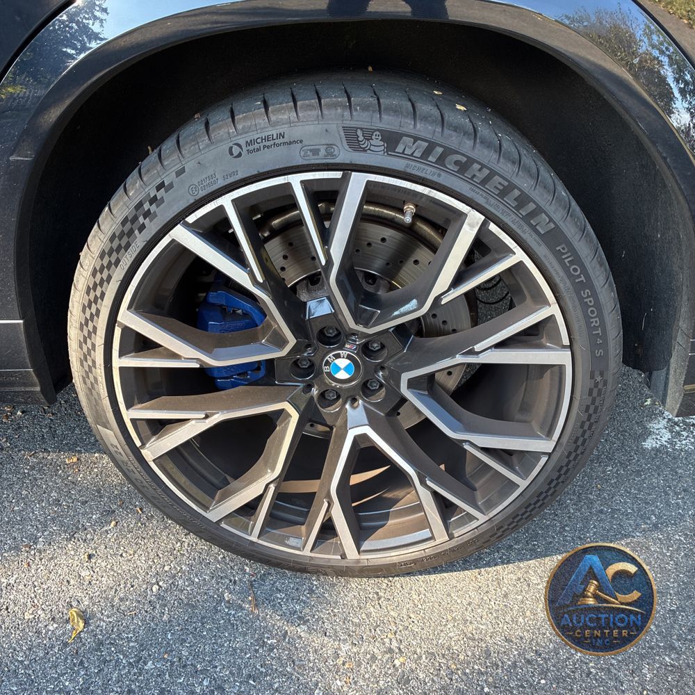 2021 BMW X6 M