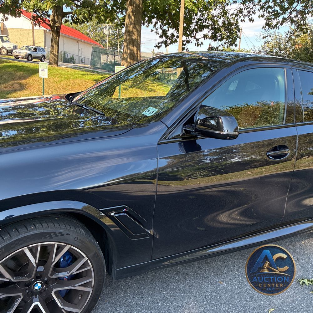 2021 BMW X6 M