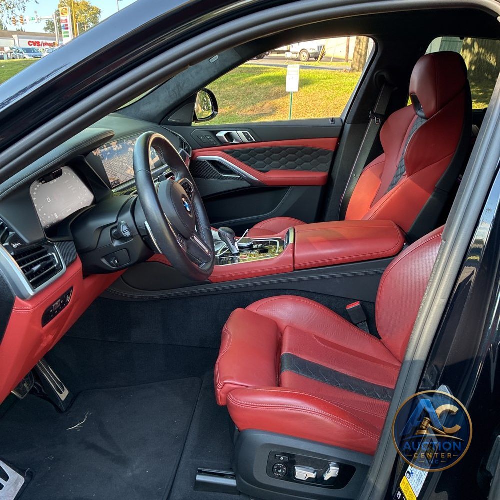 2021 BMW X6 M