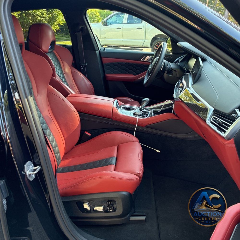 2021 BMW X6 M