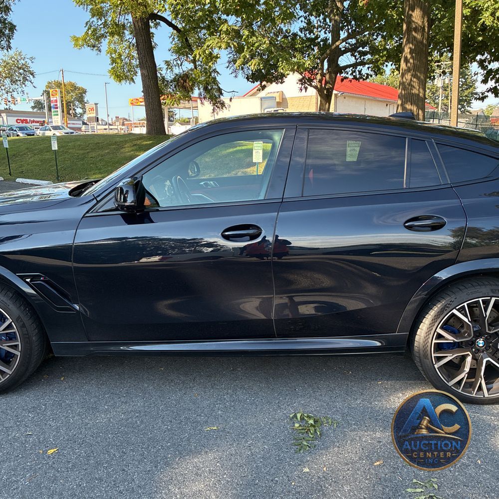 2021 BMW X6 M