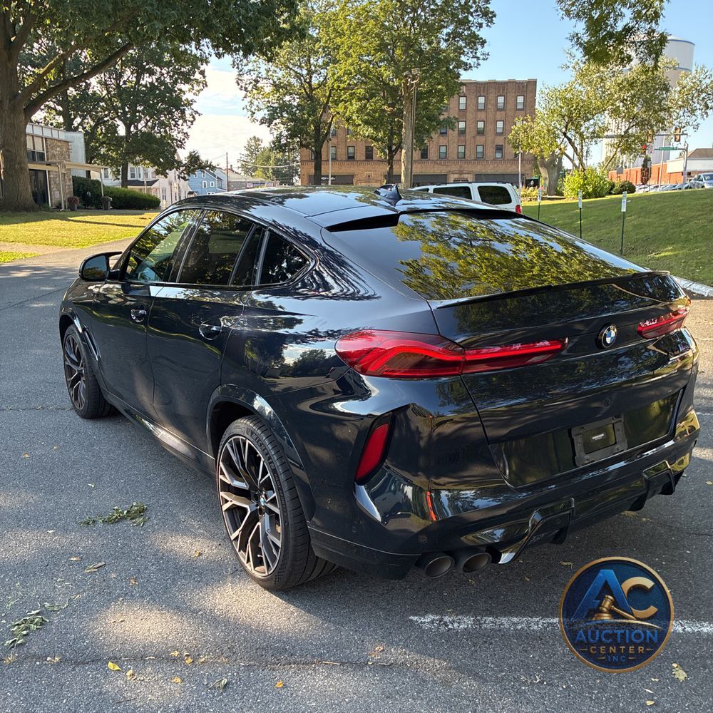 2021 BMW X6 M