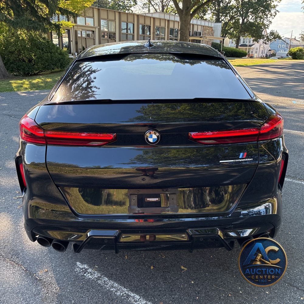2021 BMW X6 M