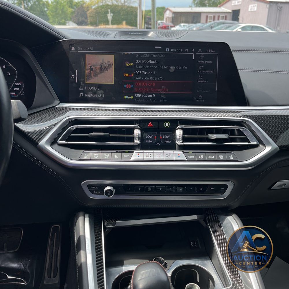 2023 BMW X6 M