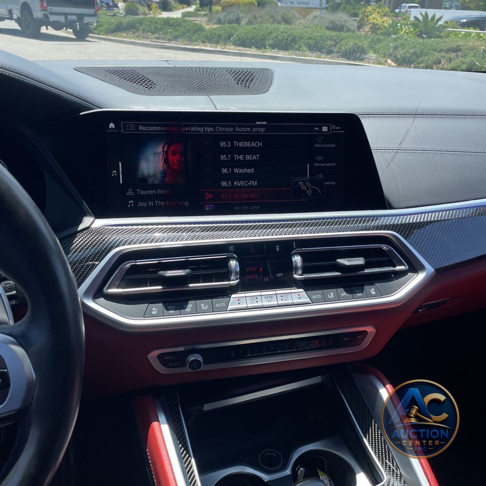 2022 BMW X6 M