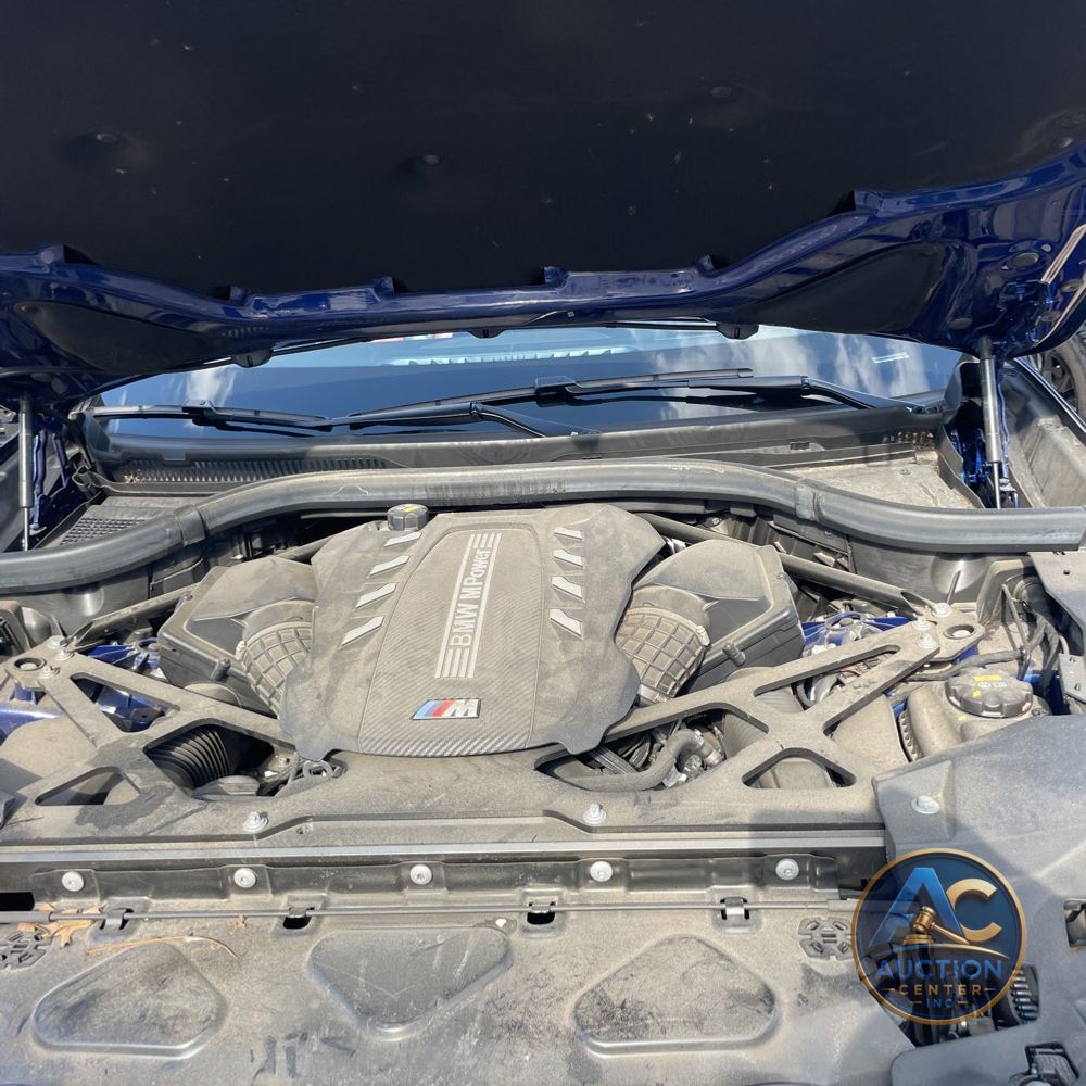 2023 BMW X5 M