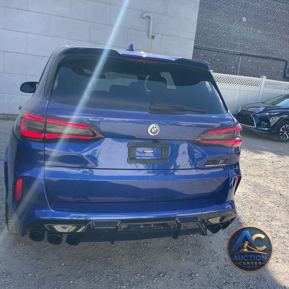 2023 BMW X5 M