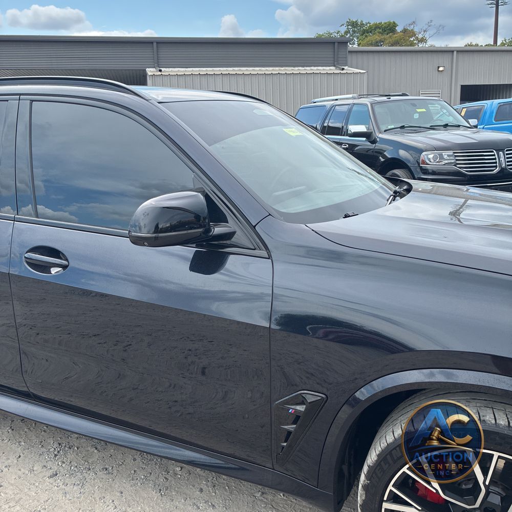 2023 BMW X5 M