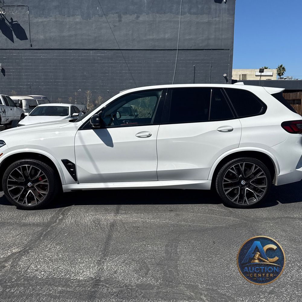 2023 BMW X5 M