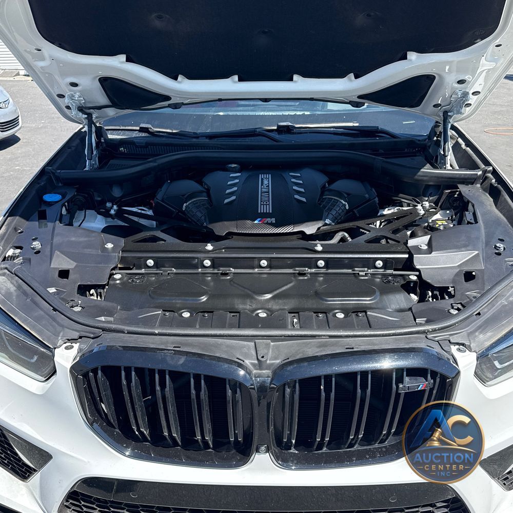 2023 BMW X5 M