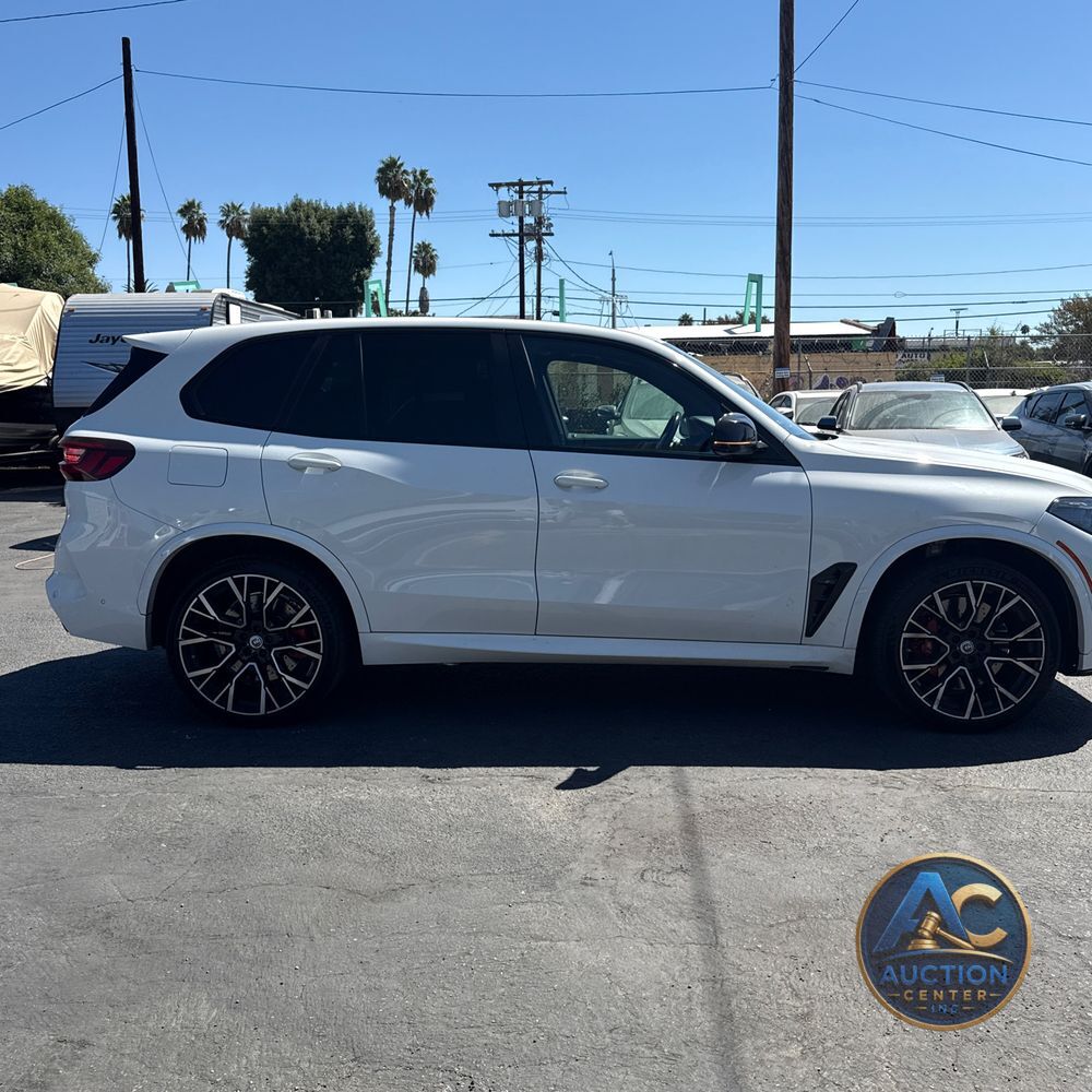 2023 BMW X5 M