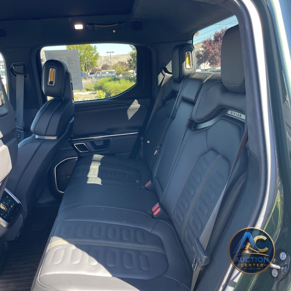 2022 Rivian R1T Adventure