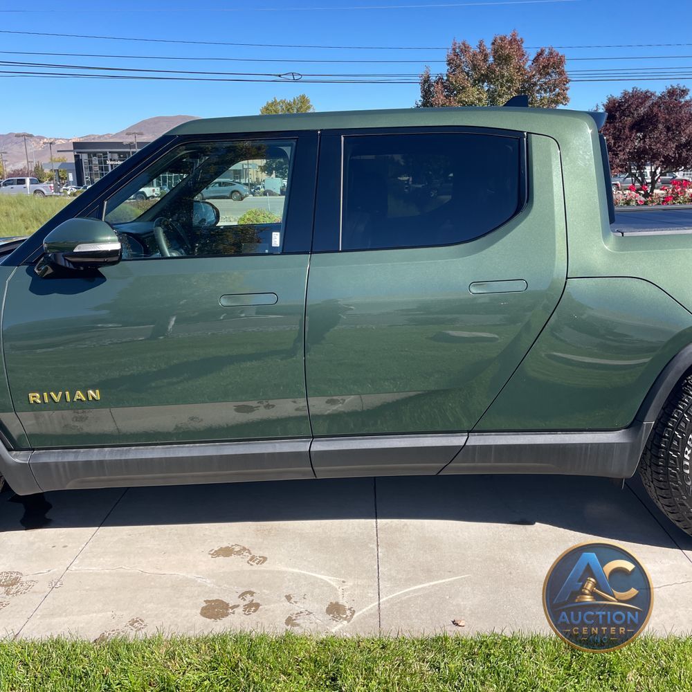 2022 Rivian R1T Adventure