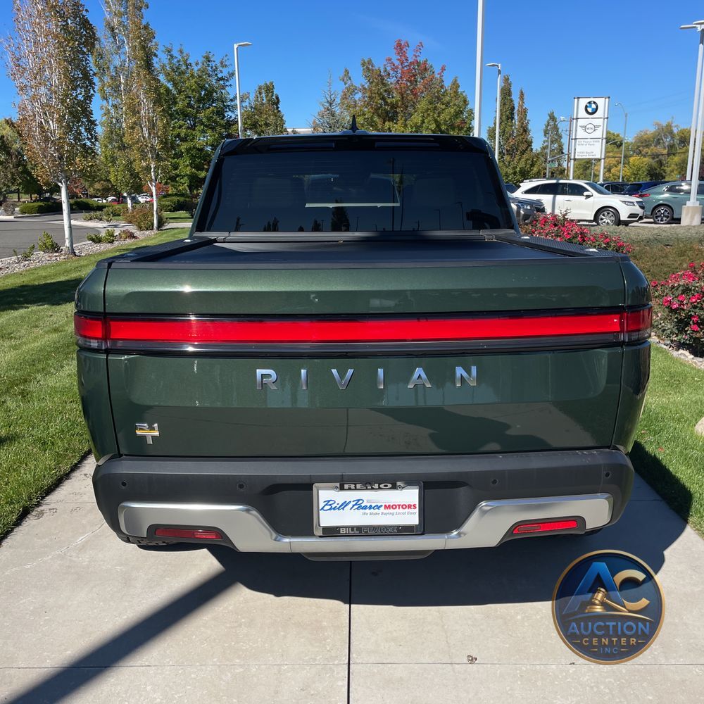 2022 Rivian R1T Adventure