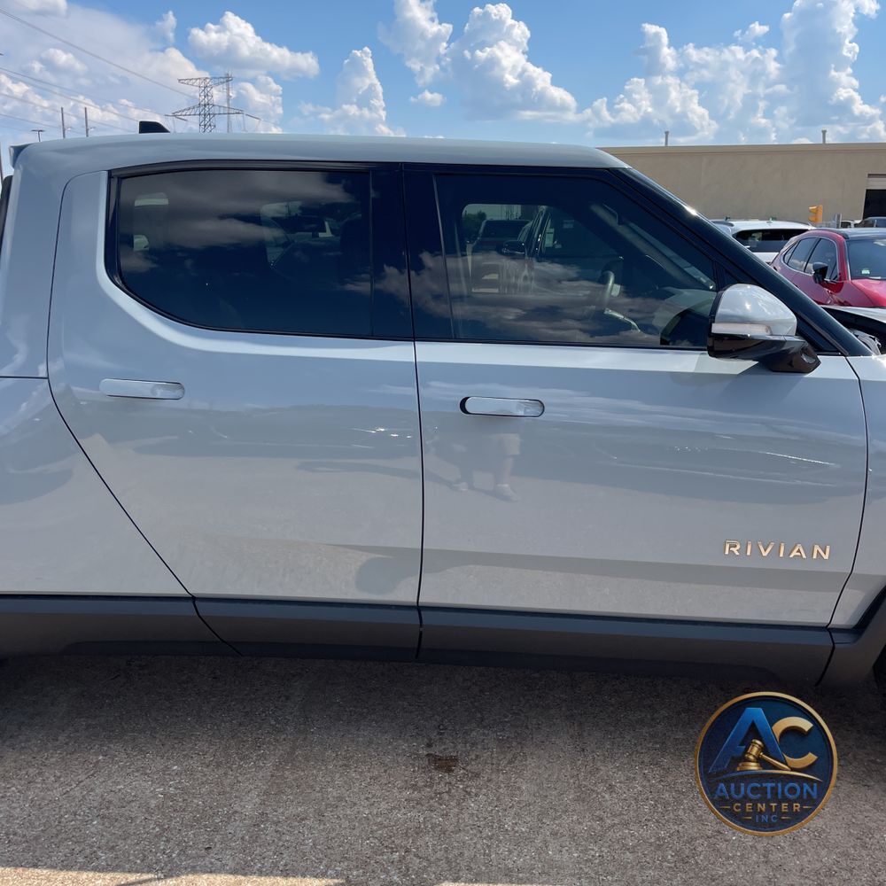 2022 Rivian R1T Adventure