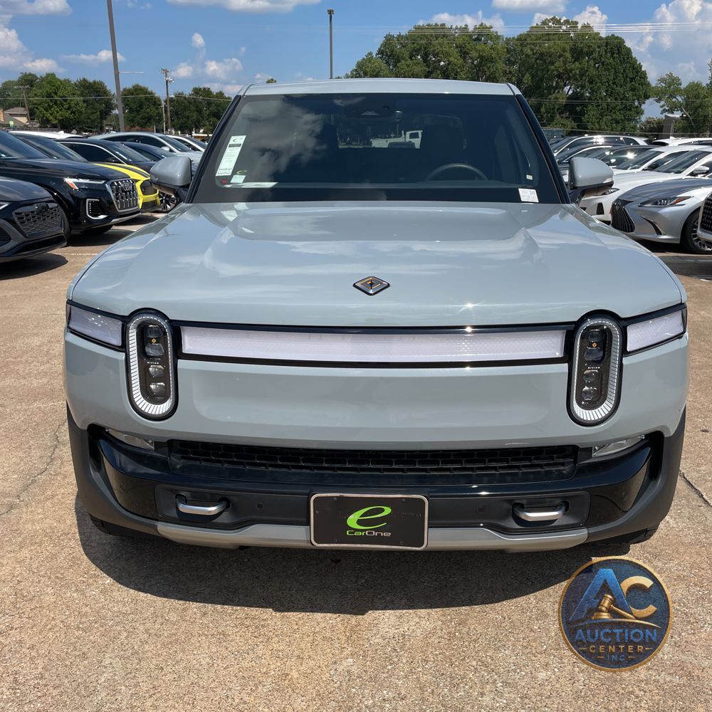 2022 Rivian R1T Adventure