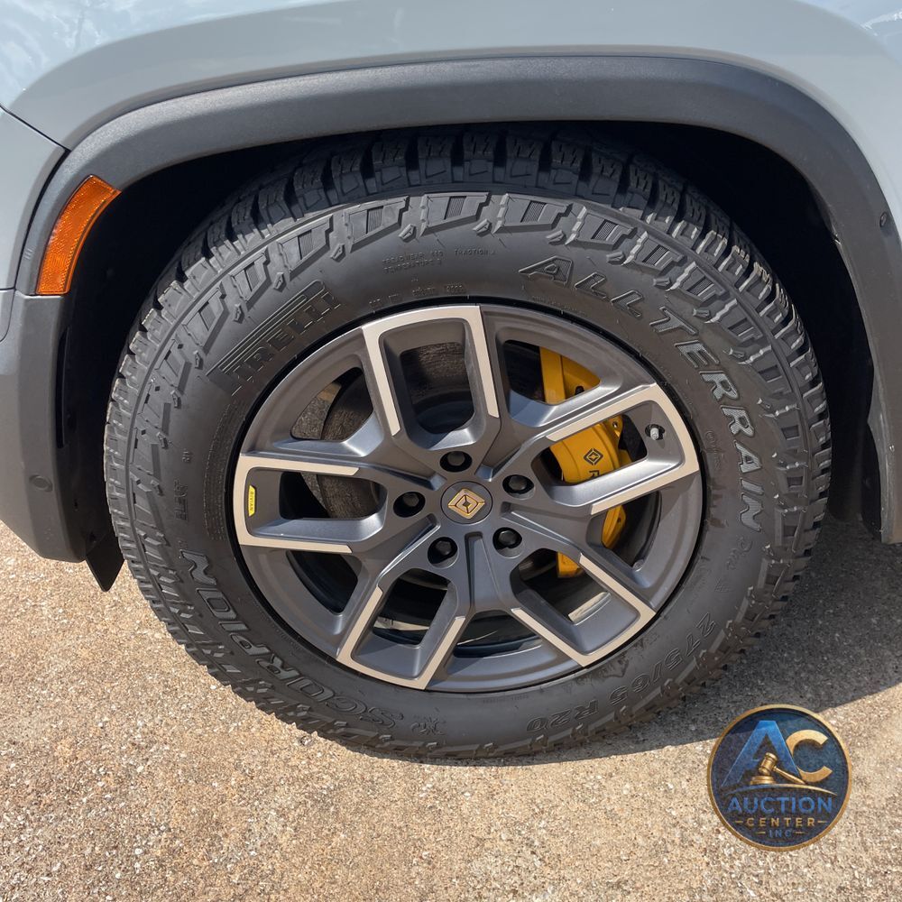 2022 Rivian R1T Adventure
