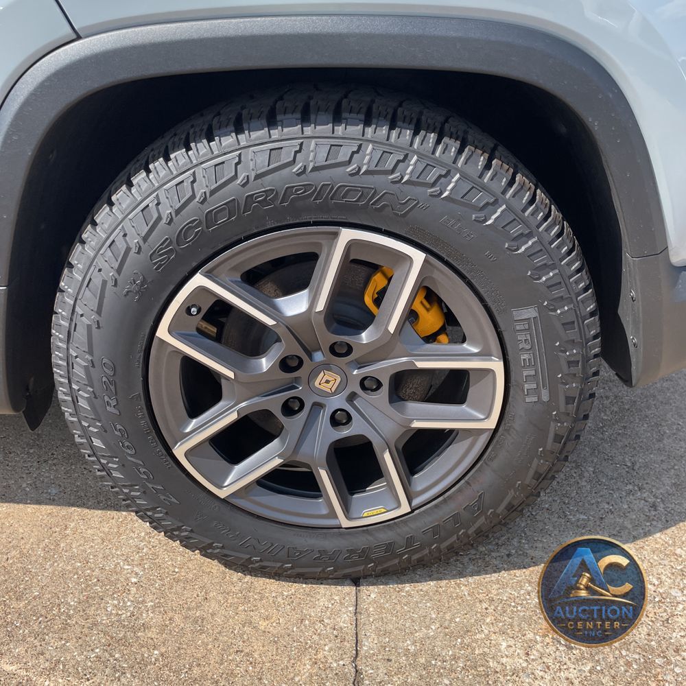 2022 Rivian R1T Adventure