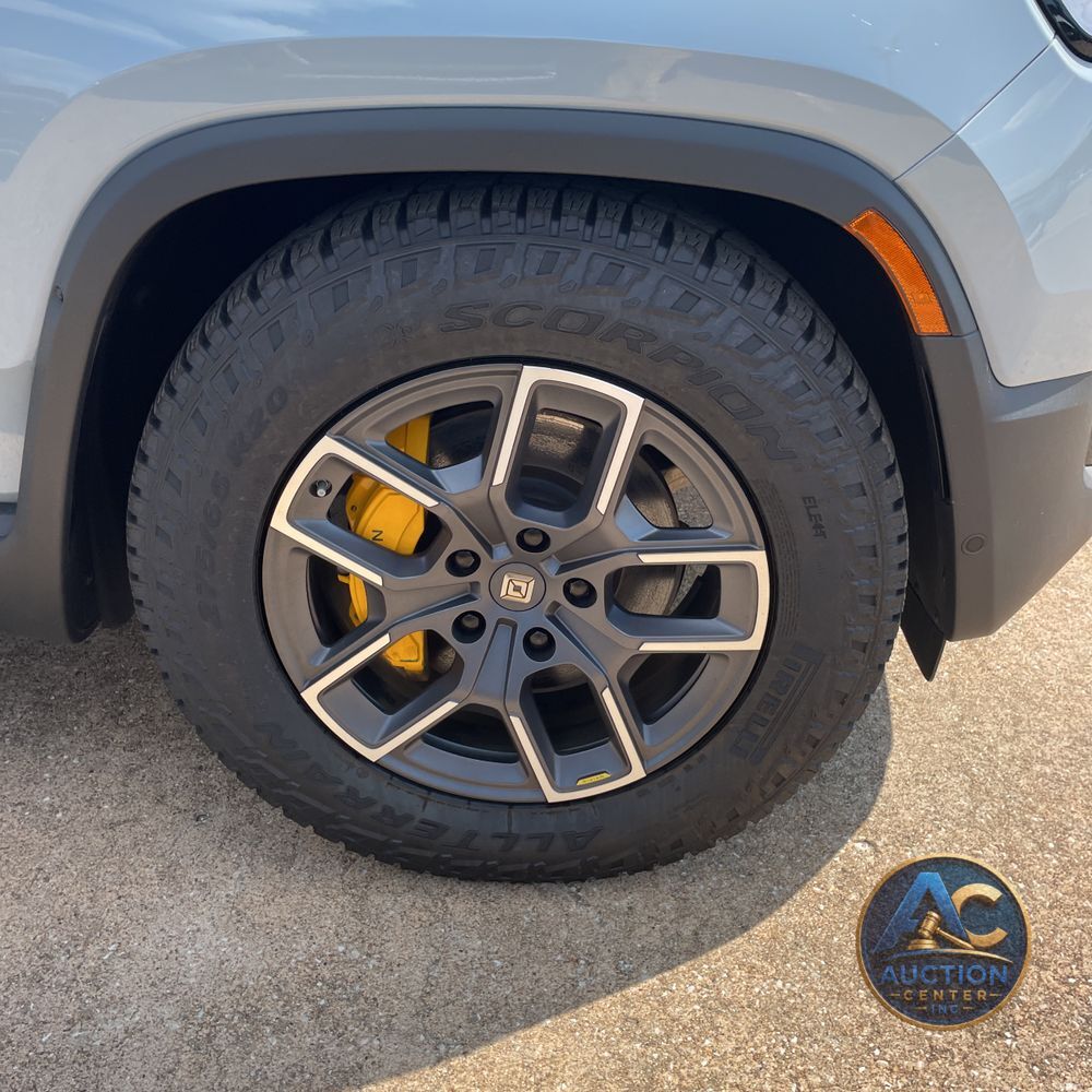 2022 Rivian R1T Adventure