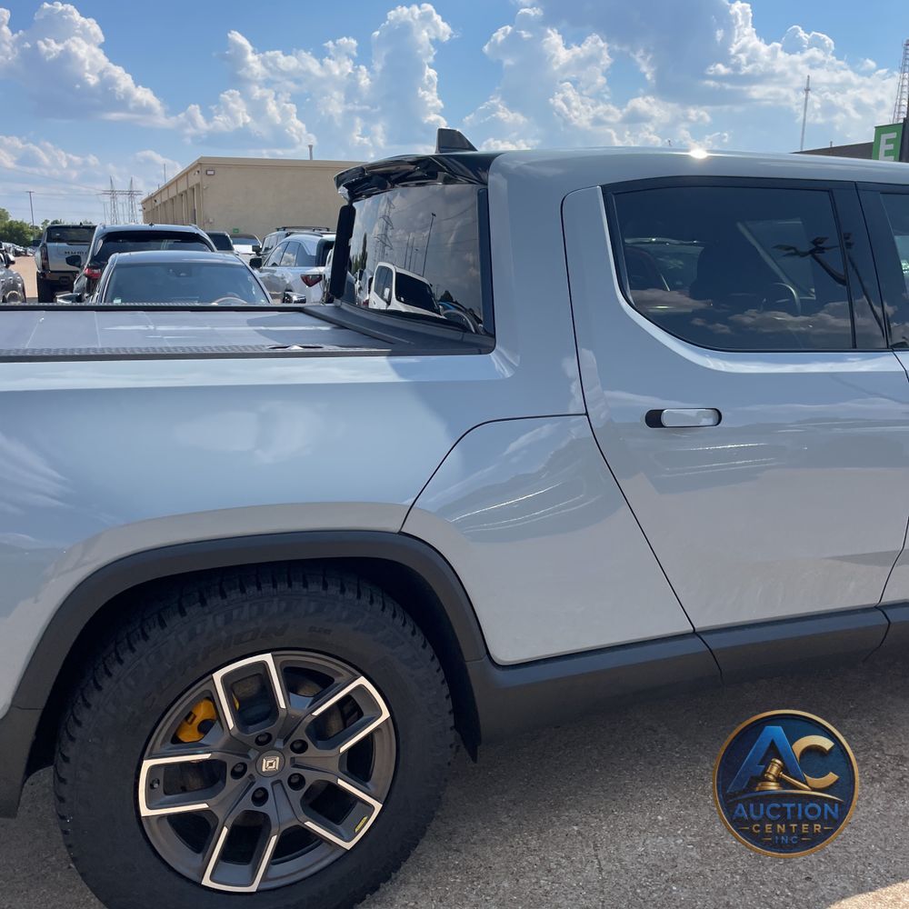 2022 Rivian R1T Adventure