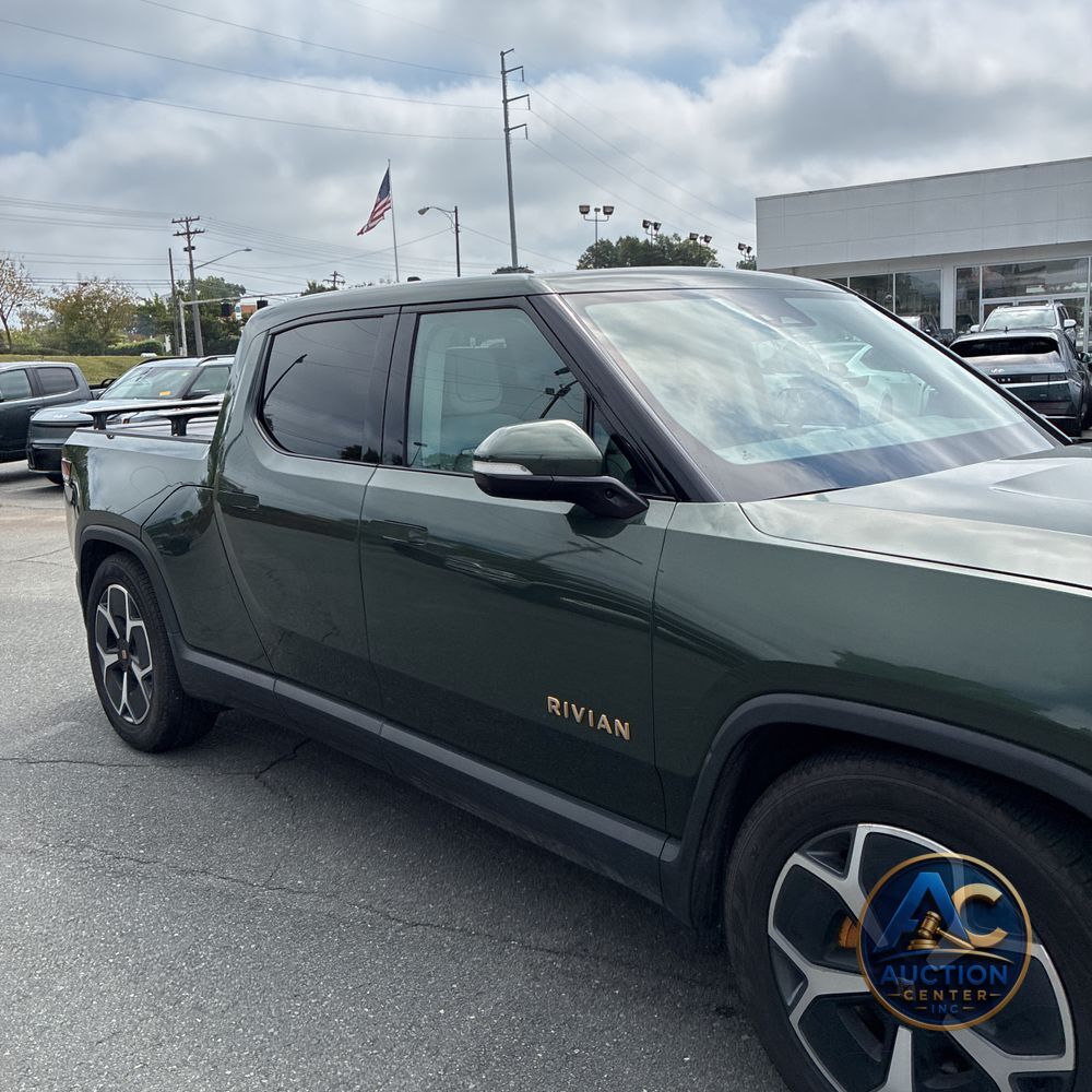 2023 Rivian R1T Adventure Quad-Motor