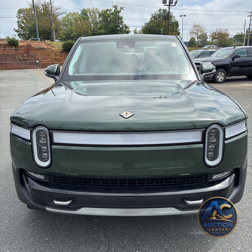 2023 Rivian R1T Adventure Quad-Motor