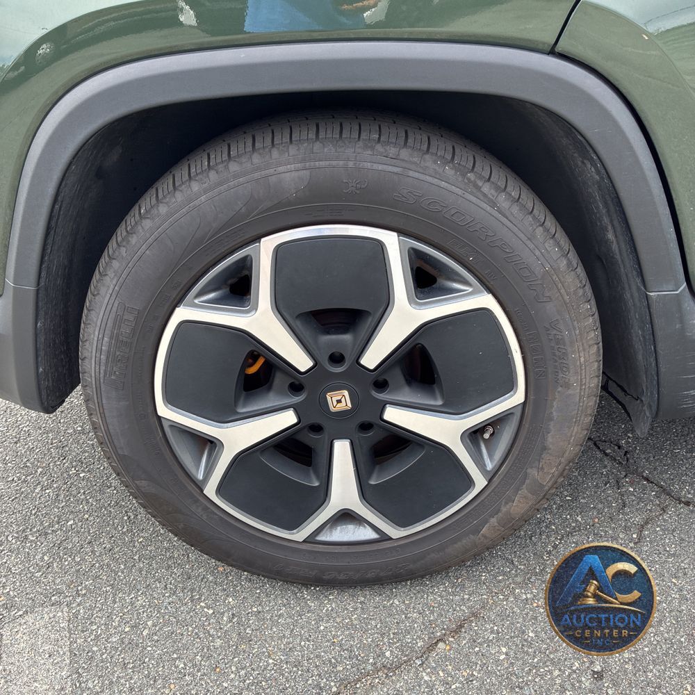 2023 Rivian R1T Adventure Quad-Motor