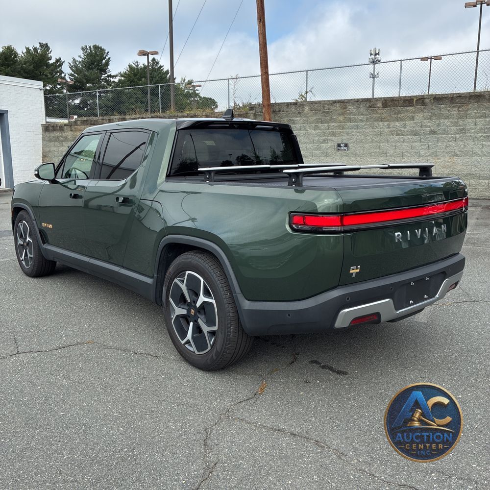 2023 Rivian R1T Adventure Quad-Motor