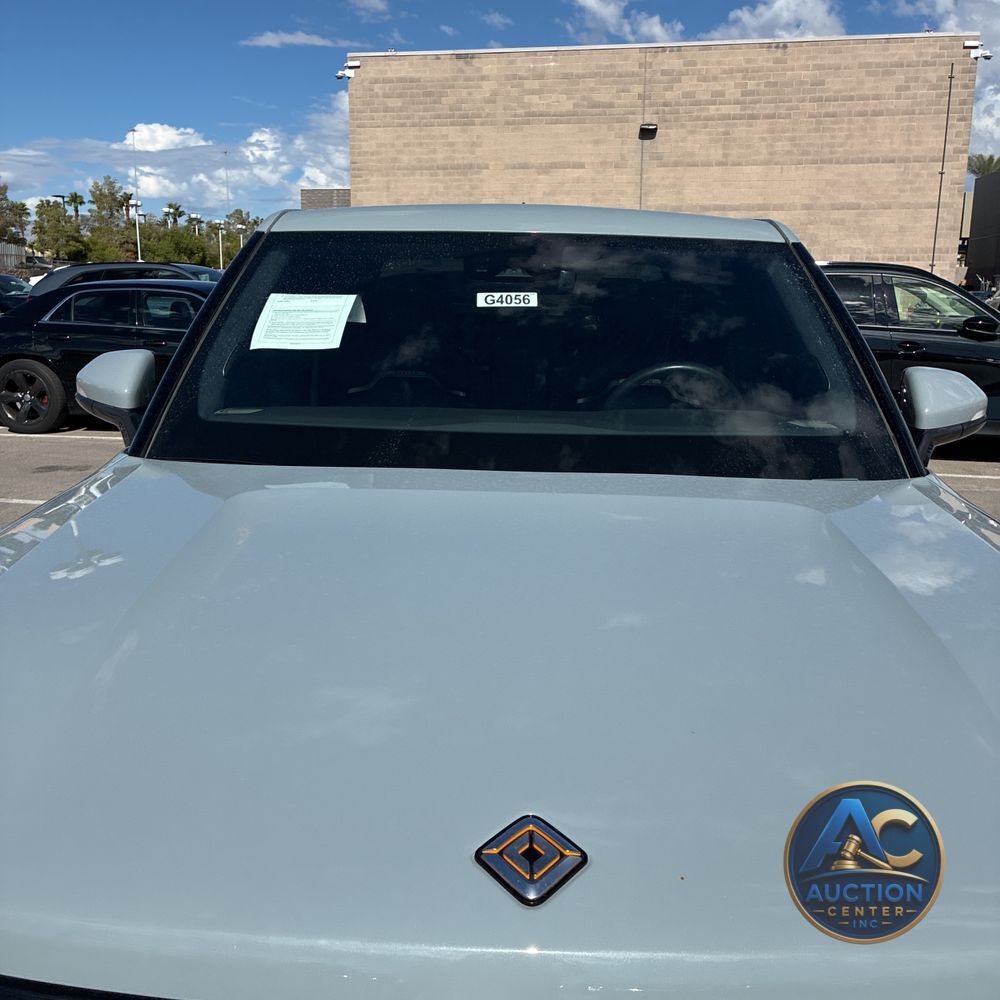 2023 Rivian R1T Adventure Quad-Motor