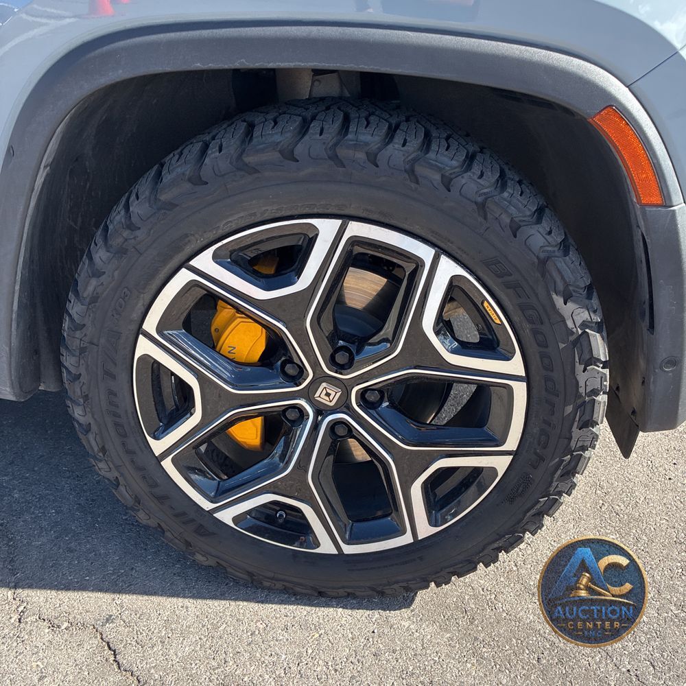 2023 Rivian R1T Adventure Quad-Motor