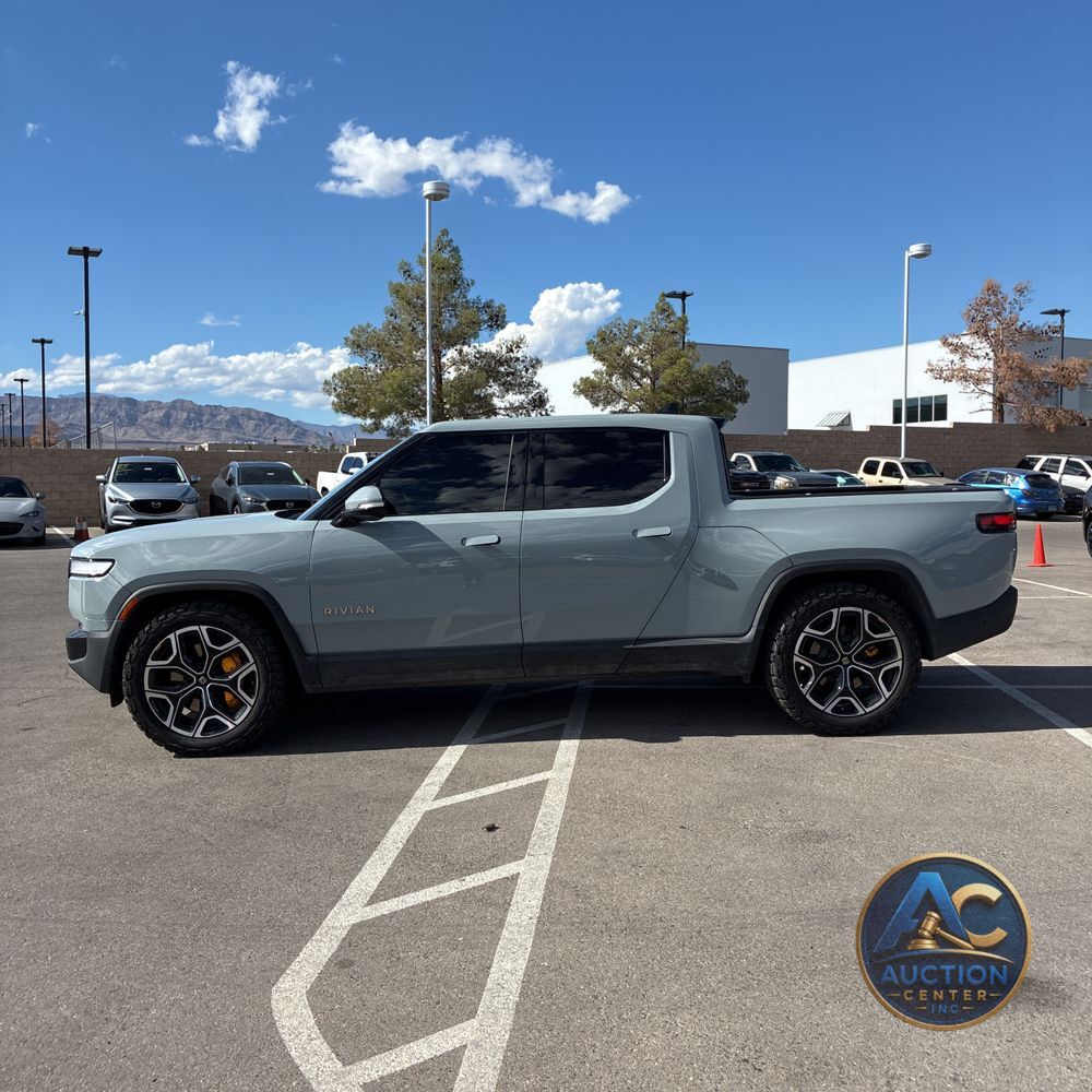2023 Rivian R1T Adventure Quad-Motor