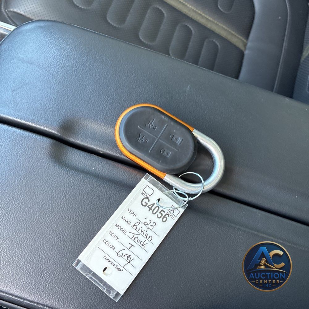 2023 Rivian R1T Adventure Quad-Motor