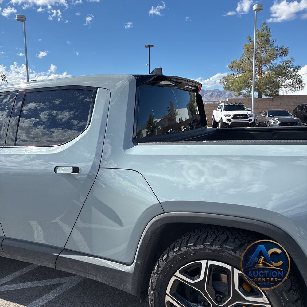 2023 Rivian R1T Adventure Quad-Motor