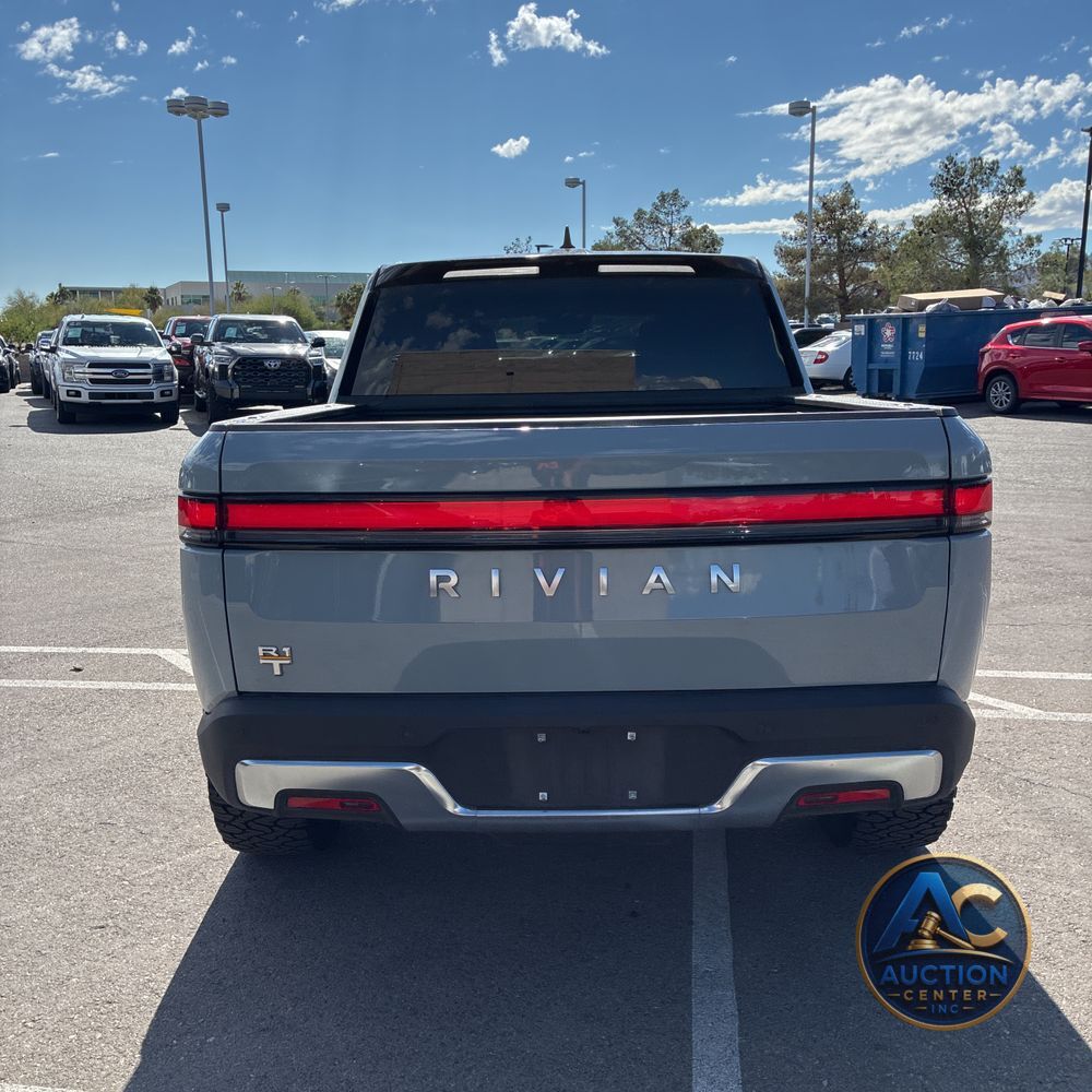 2023 Rivian R1T Adventure Quad-Motor