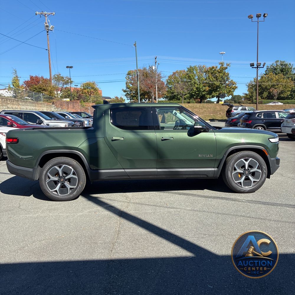 2023 Rivian R1T Adventure Quad-Motor