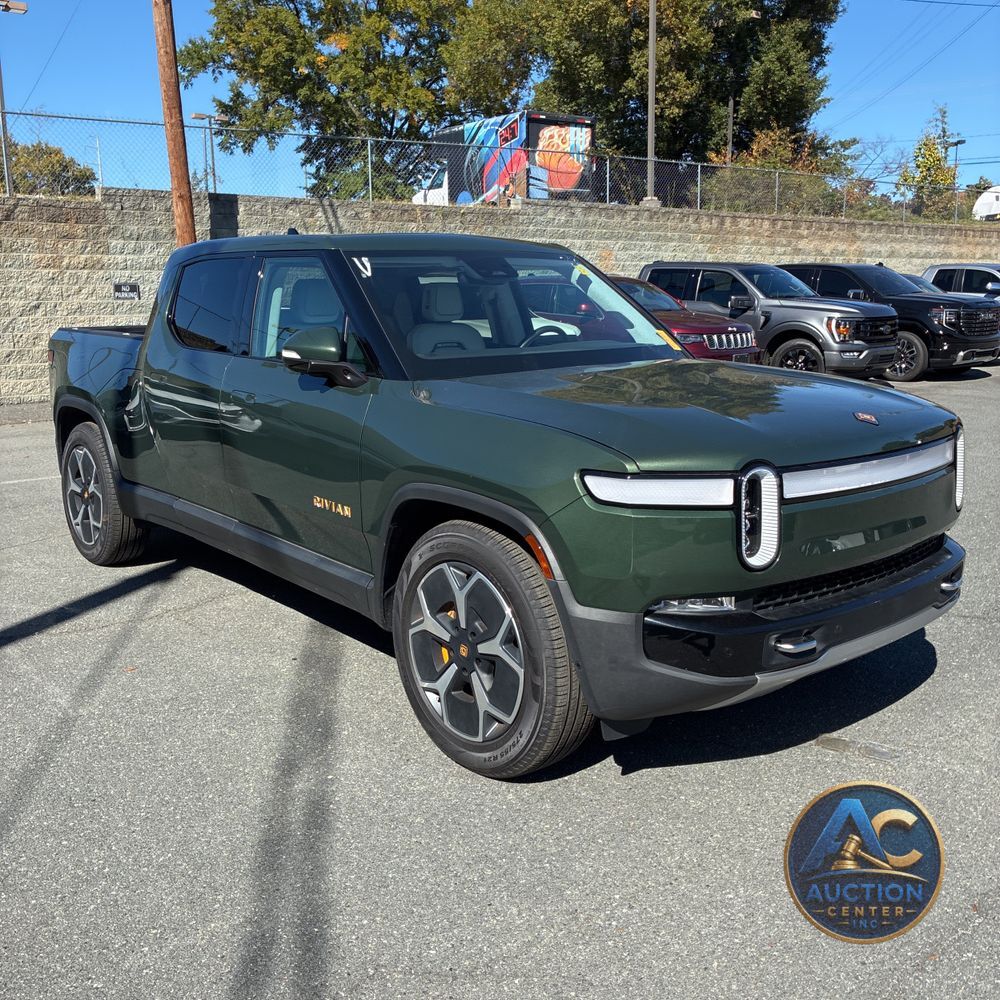 2023 Rivian R1T Adventure Quad-Motor